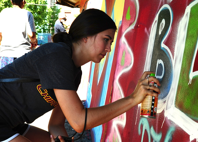 Graffiti-Workshop @ old YAAM. Urban Artists für Streetworker USA